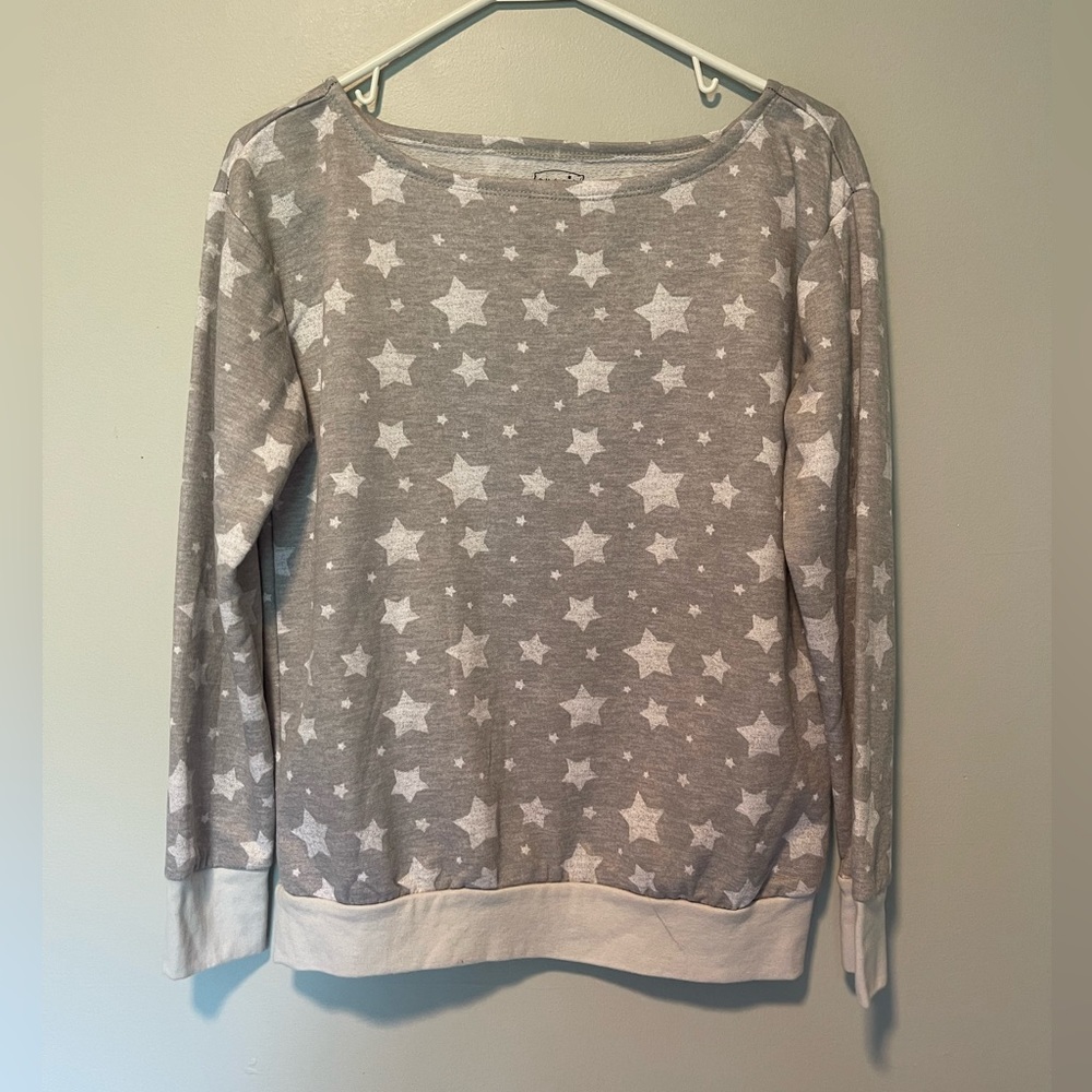 NWOT Pillow Talk Lightweight Sweatshirt Sz M